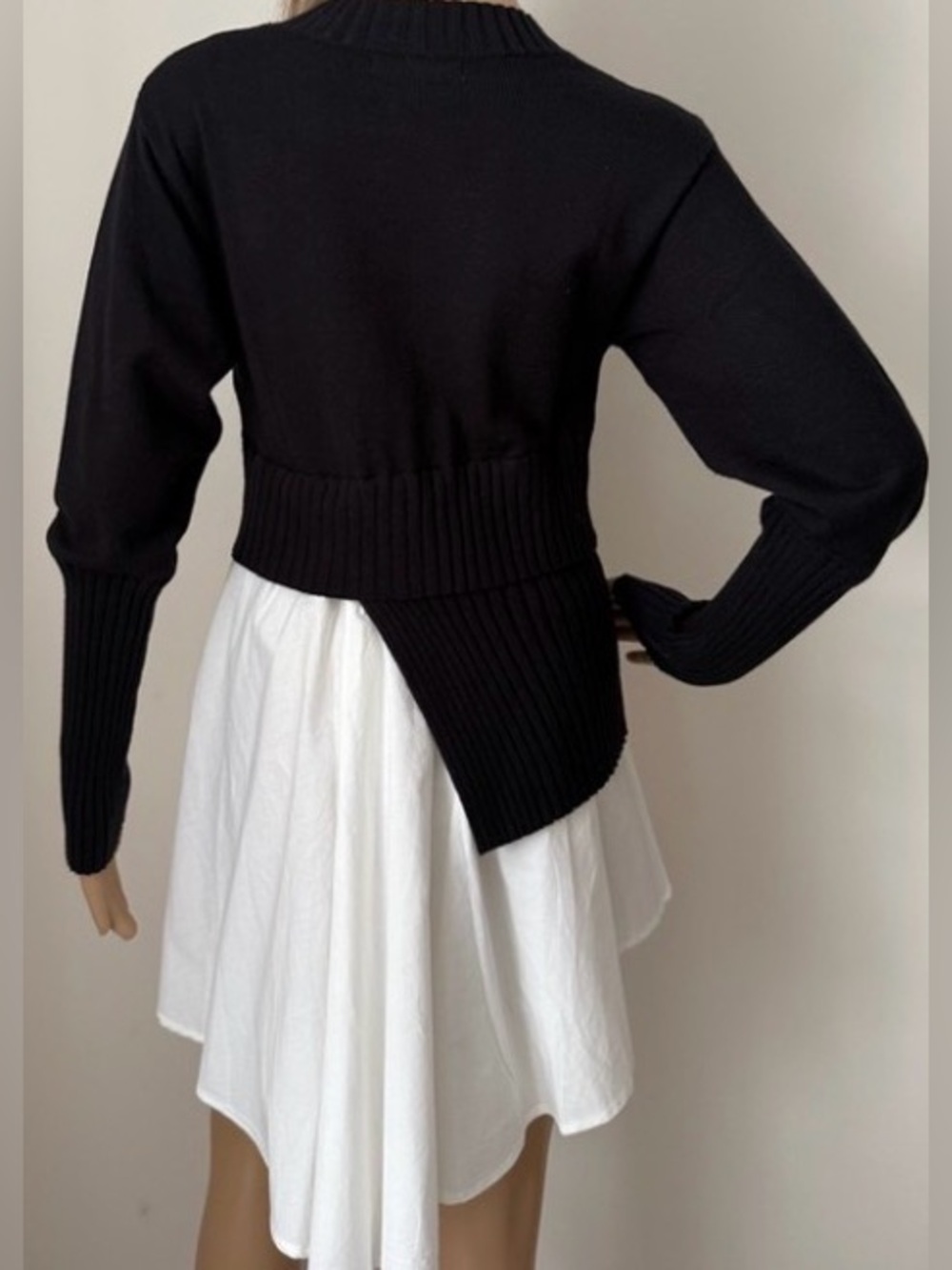 Avantlook Black Asymmetric Layered Knit Sweater - Picture 4 of 4